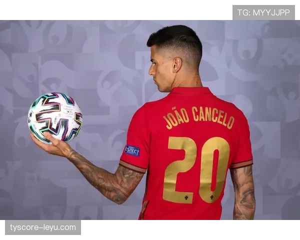 罗梅罗防守技能提升,助力球队后防线稳固表现持续增强 罗梅罗防守技能提升,助力球队后防线稳固表现持续增强